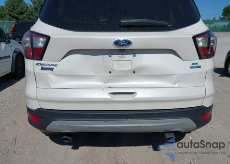 2017 Ford Escape Se z USA, uszkodzony, nr VIN 1FMCU9G9XHUD39780